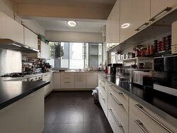 king's-court photo thumbnail #13